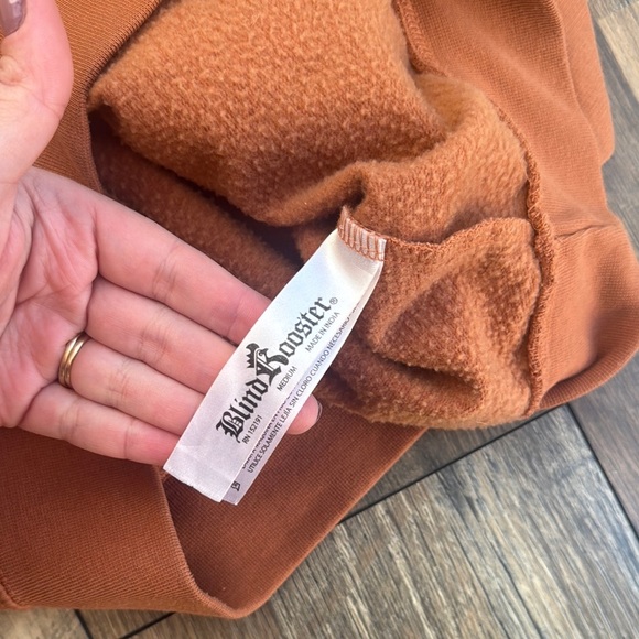 BLIND ROOSTER l Acid Washed Crewneck Sweatshirt - Amber Brown / New York Medium - Picture 5 of 7